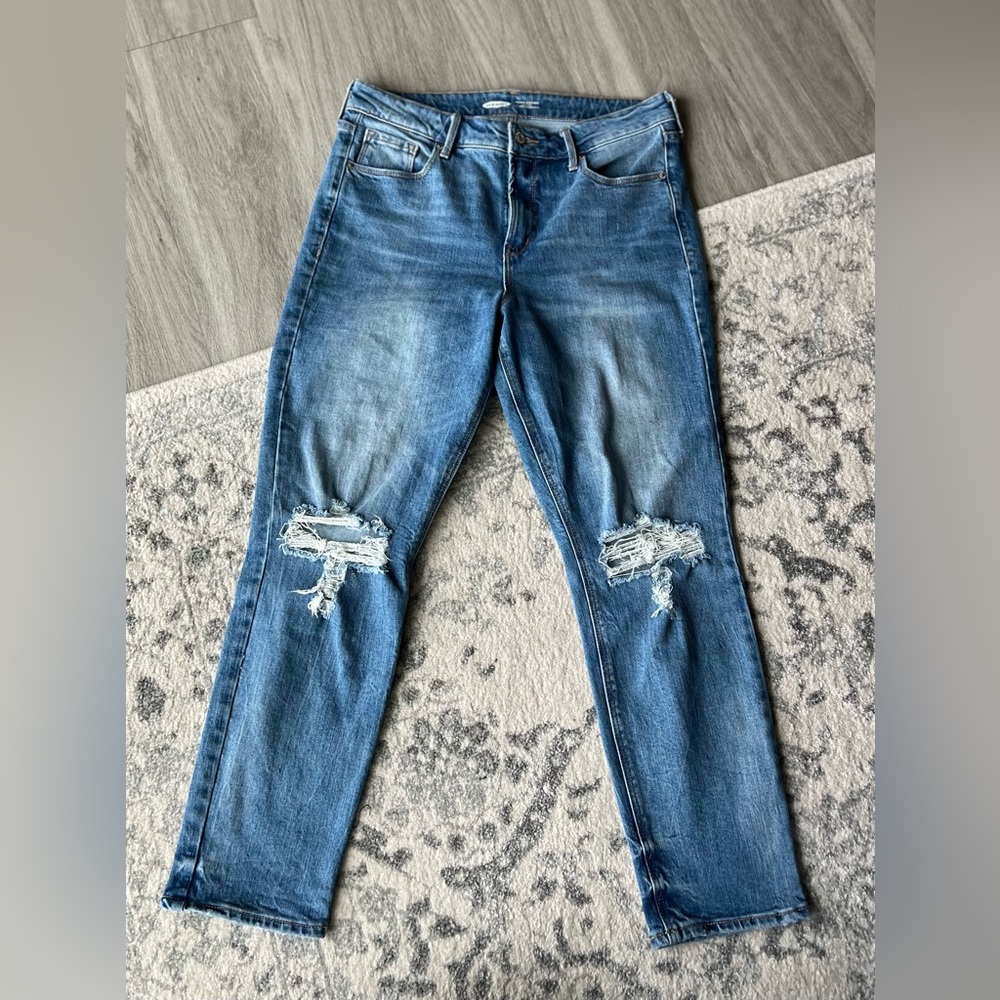 Old Navy Power Straight High Rise size 12 distressed